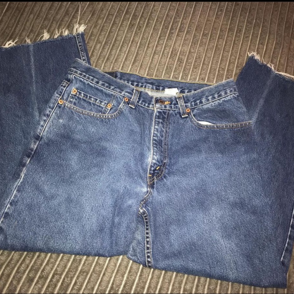 550 Levi’s 👖
Sizes: waist:34 length:36
$25
